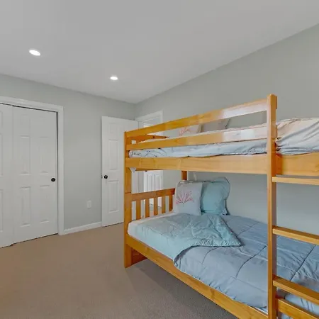 Jcr Taunton Bay Hideaway Home